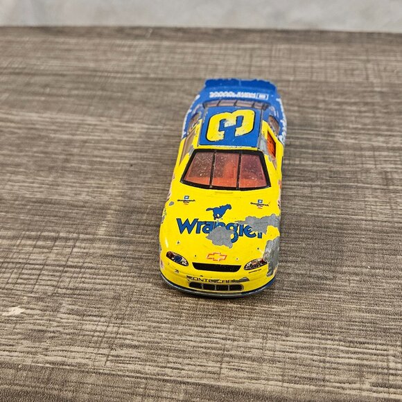 Dale Earnhardt Sr #3 1999 Jeep Wrangler Jeans Race Car - ITEM #3090 - Picture 2 of 6